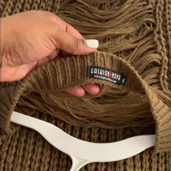 Sweater - Picture 4 of 5